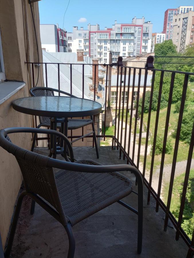 Apartment On Khorvatska Street Lemberg Exterior foto