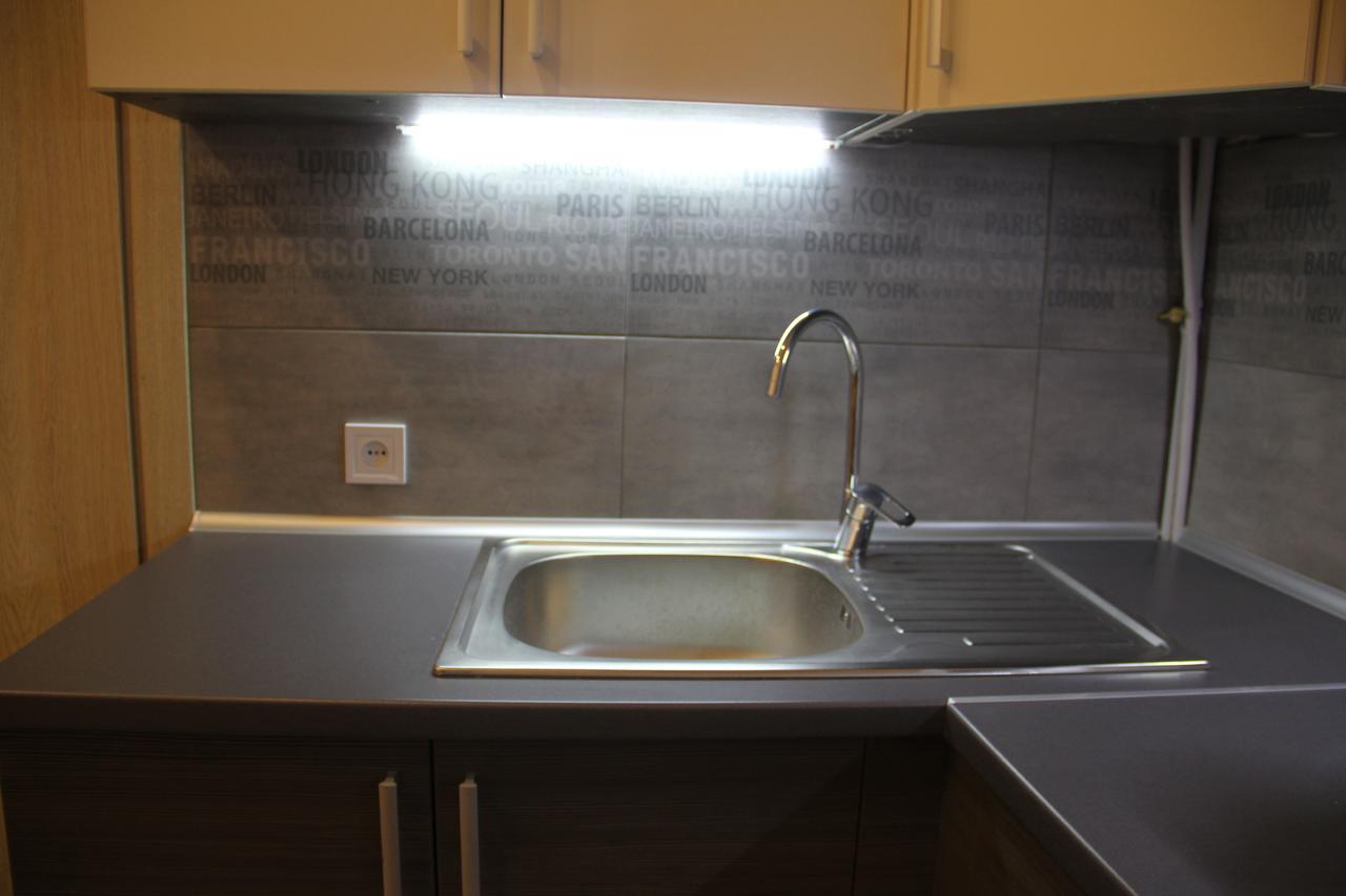 Apartment On Khorvatska Street Lemberg Exterior foto