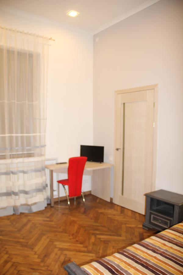 Apartment On Khorvatska Street Lemberg Exterior foto